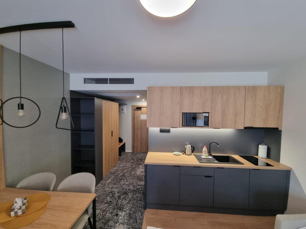 Akvamarin Besenova Apartman Apartment Exterior photo